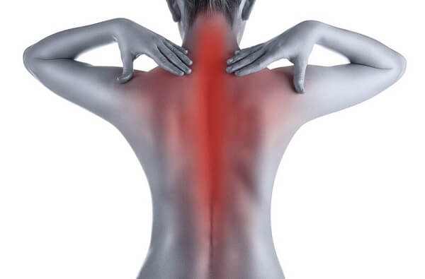 Nguyên nhân đau lưng trên và cách điều trị
