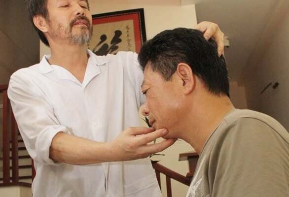 Phương pháp massage bấm huyệt giúp tỉnh táo